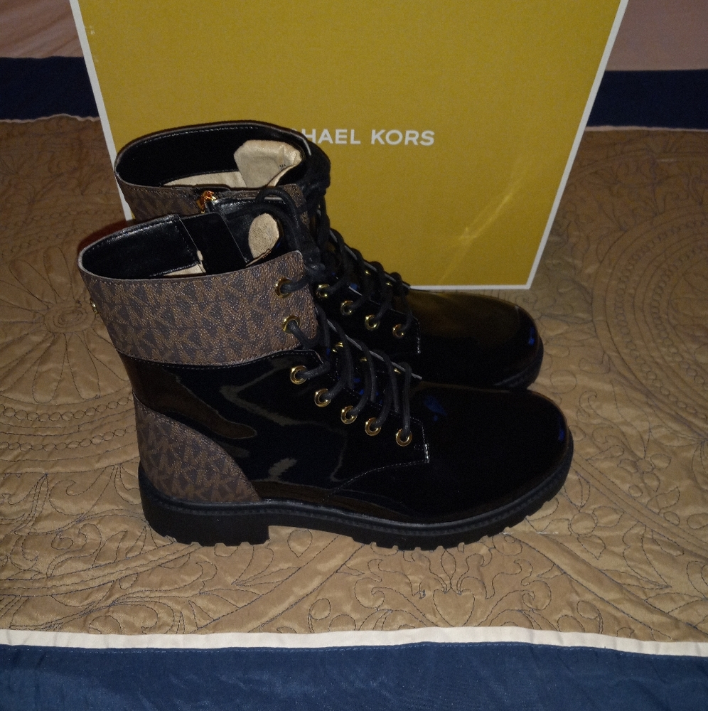 Michael Kors Alistair Bootie